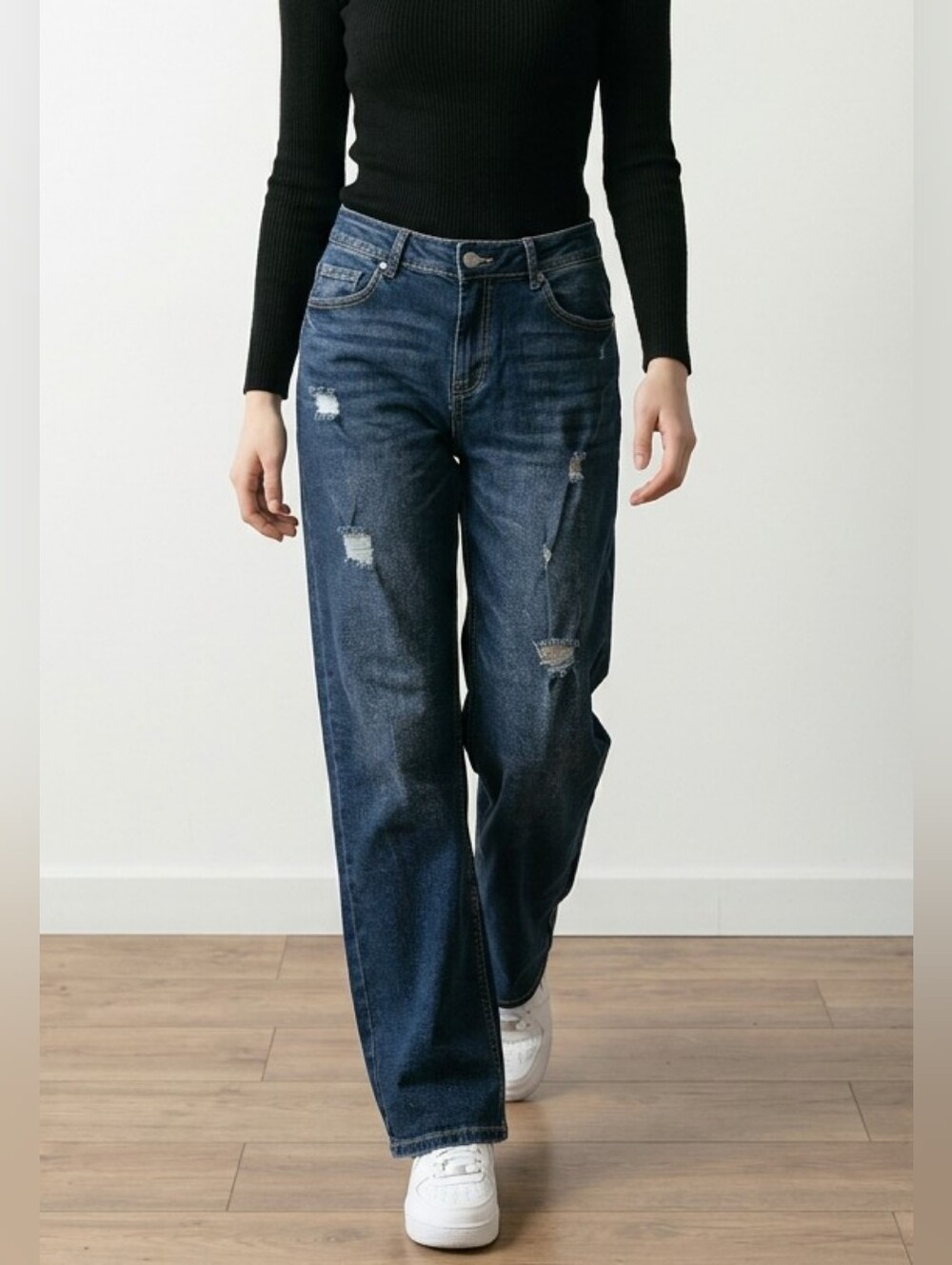 Flamingals Dark Blue Distressed Jeans NWOT Womens Large